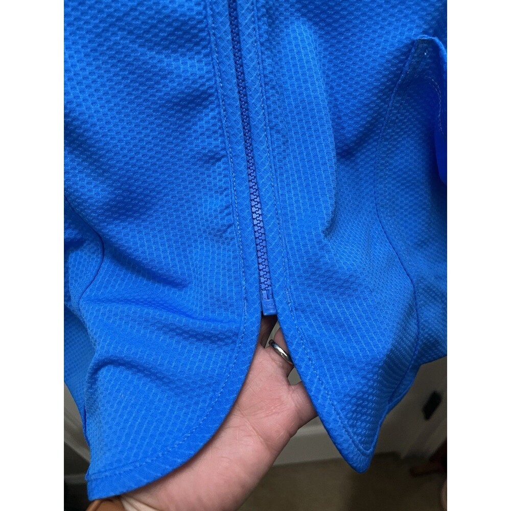 Walmart Employee Vest Men’s Medium 38/40 Blue Zip Up Embroidered Logo Pockets - Picture 6 of 14